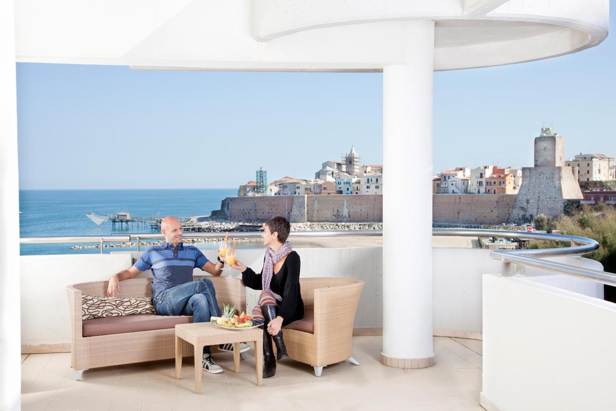Hotel Mistral Termoli Exterior photo